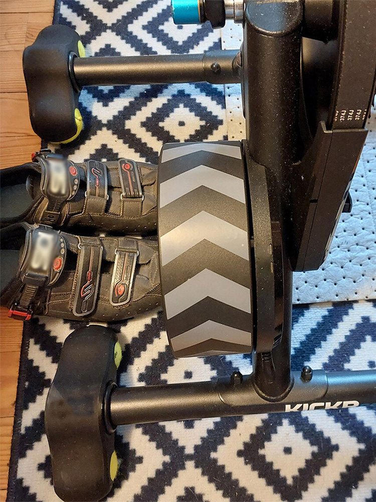 Almofadas para pés de bola de  - Rocker Plate Indoor Bike Trainer avaliação e preço